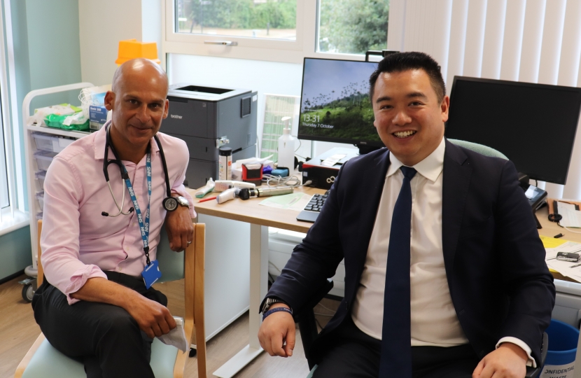 Alan Mak MP opens the new Emsworth Surgery