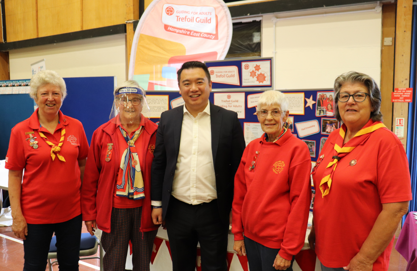 Photo 2: Alan Mak meets Avril Stouse (left) and the Hampshire East Trefoil Guild