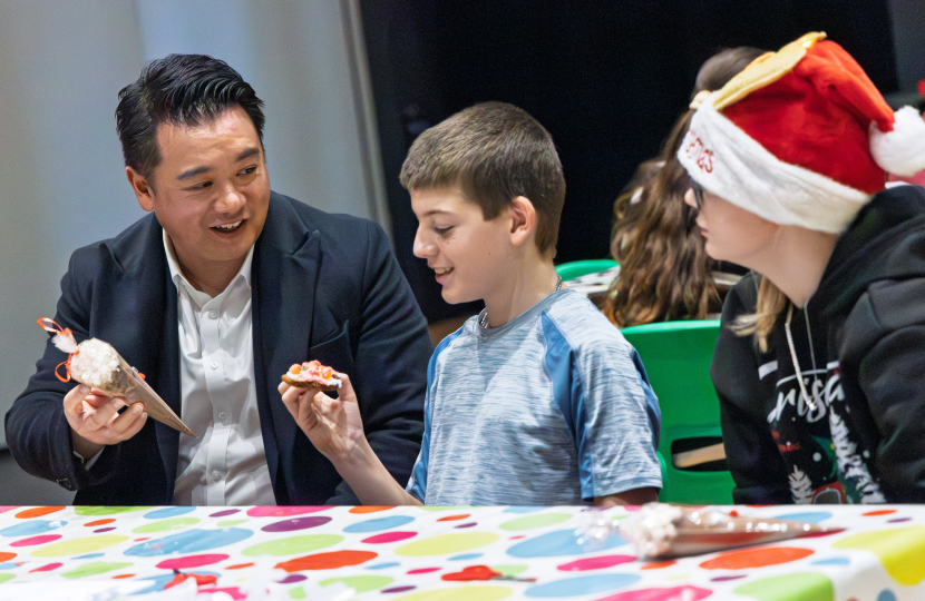 Local MP Alan Mak visits children's Christmas holiday clubs in Leigh Park