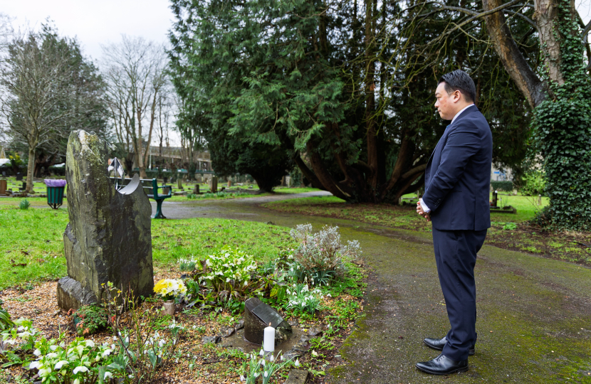 Local MP Alan Mak lights candle in Havant Cemetery to mark Holocaust Memorial Day and 81st anniversary of Auschwitz-Birkenau liberation