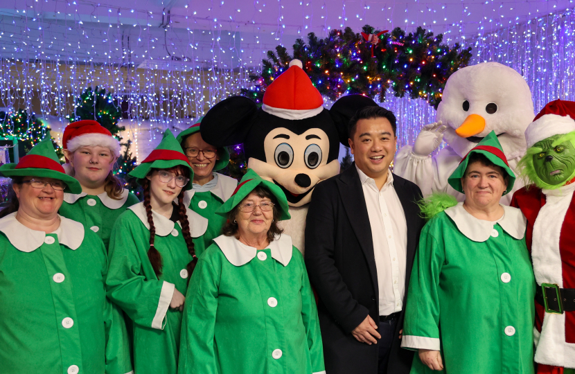 Local MP Alan Mak helps to open Leigh Park Christmas Grotto