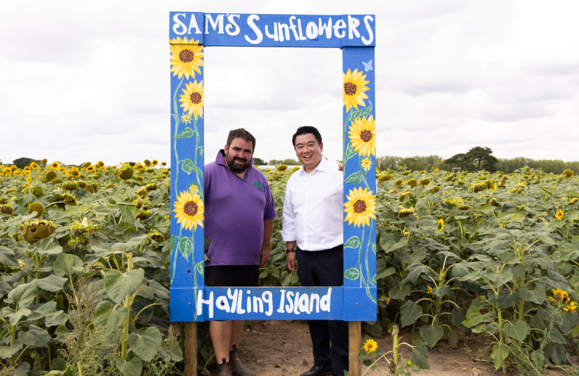 Local MP Alan Mak shows continued support for Sam's Sunflowers on Hayling Island