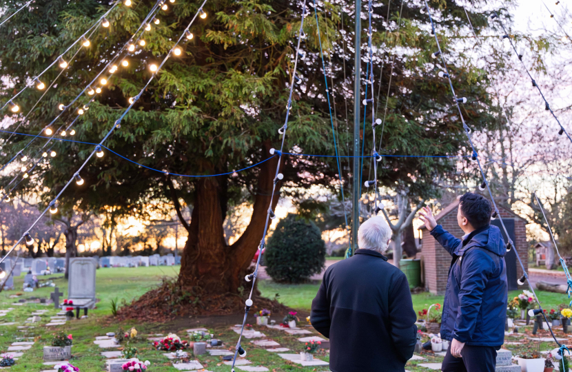 Local MP Alan Mak dedicates bulb to his father at Hayling Island's Tree of Light for Christmas 2025