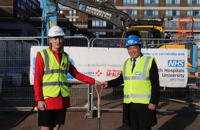 Local MP Alan Mak joins QA Chief Executive Penny Emerit at the new Emergency Department’s construction site.