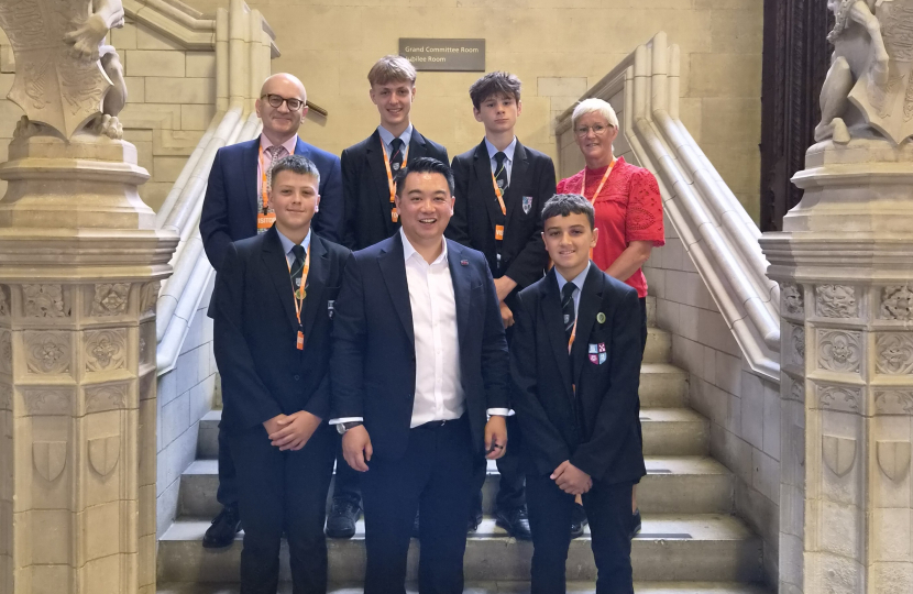 Local MP Alan Mak congratulates Warblington School pupils on reaching final of national sustainability competition 