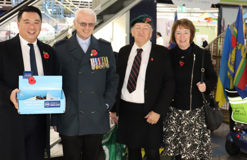 Local MP Alan Mak joins Havant Royal British Legion volunteers for Poppy Appeal fundraising