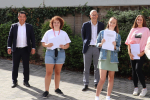 Alan Mak MP with pupils at Park Community School in Leigh Park after collecting their exam results