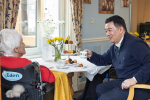 Local MP Alan Mak visits Bedhampton Court Care Home to listen to residents