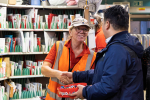 Local MP Alan Mak visits Royal Mail's Hayling Island Delivery Office to thank staff for their hard work in 2025