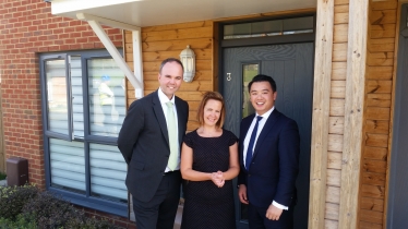 Alan Mak MP with Housing Minister Gavin Barwell MP and new Bedhampton resident Jodie Reddin