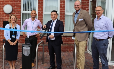 Alan Mak MP opens the new Emsworth Surgery