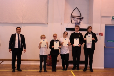 Local MP Alan Mak presented students from Glenwood School with the Member of Parliament's Merit Award