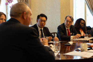 Local MP Alan Mak meets senior accountants and business leaders to discuss AI regulation