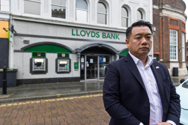 Local MP Alan Mak urges Lloyds and Halifax not to close branches in Havant