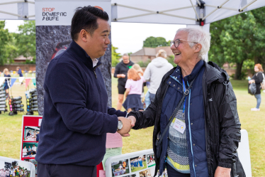 Local MP Alan Mak joins the fun at 2025 Bedhampton Summer Show