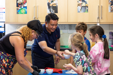 Local MP Alan Mak visits summer holiday clubs across the Havant Constituency and welcomes extended funding