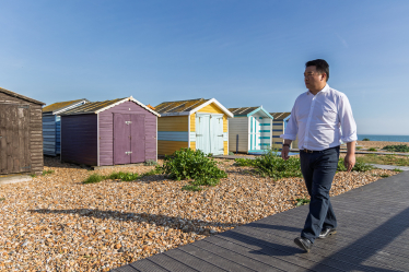 Local MP Alan Mak calls on Havant Borough Council to re-consider Hayling beach huts licence fees hike