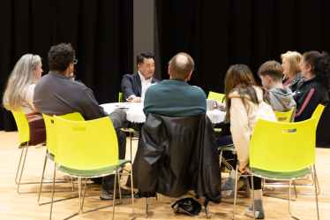 Local MP Alan Mak visits Park Community School to listen to pupils and parents