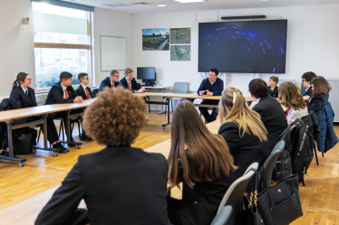 Local MP Alan Mak meets pupils at Park Community School in Leigh Park
