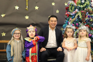 Local MP Alan Mak visits St Clare's Pre-School in Warren Park, Leigh Park for children’s Nativity performance